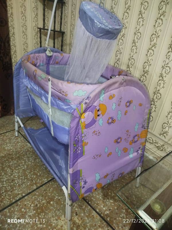 Baby swing cot 2