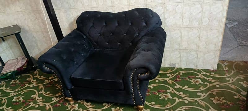 sofa 6 seater new condition black color 4