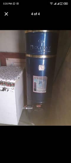 big size gyser for urgent sale