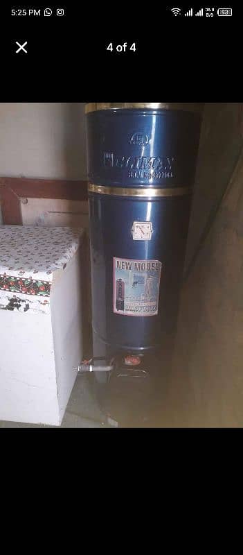 big size gyser for urgent sale 0