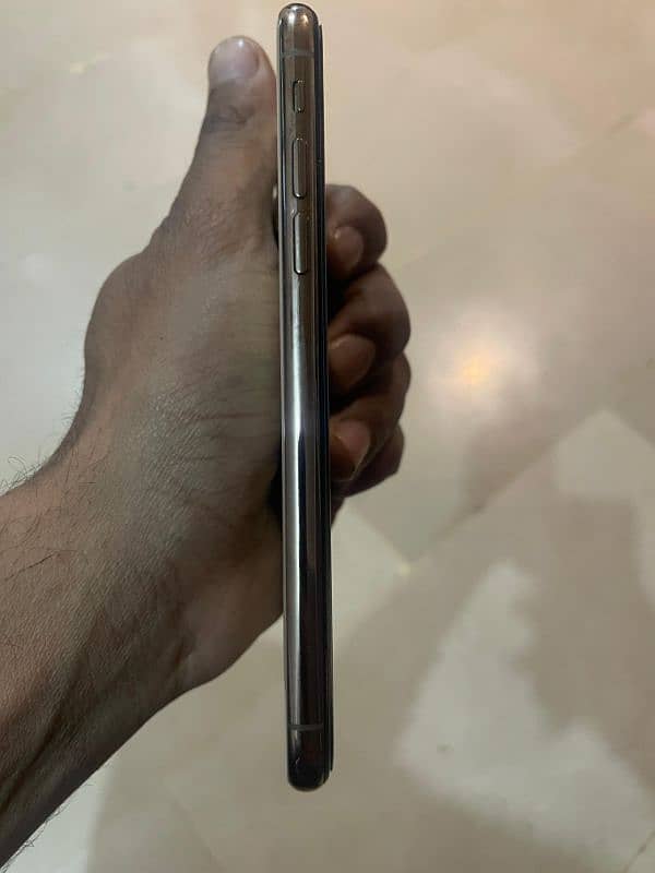 Iphone Xs 512GB Non PTA 10by9.5 Condition 3