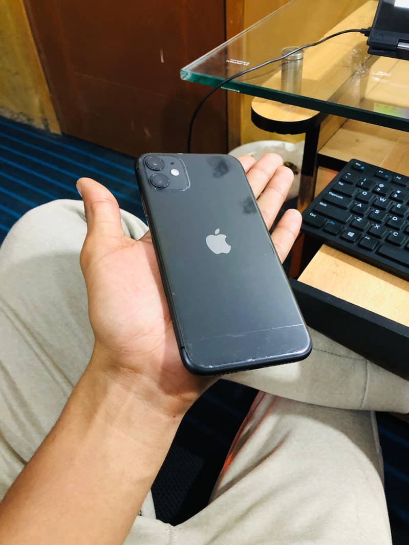 Apple iPhone 11 JV (03048888441) 0