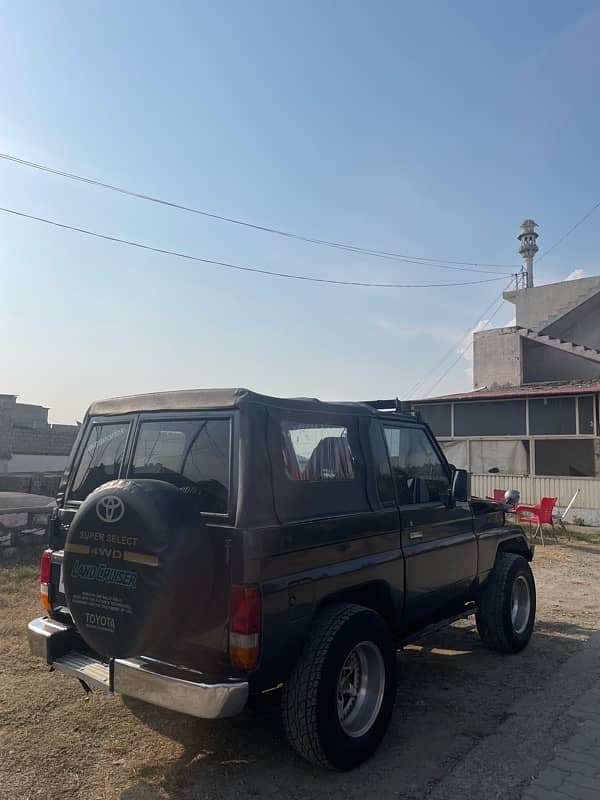 Toyota Land Cruiser 1989 0