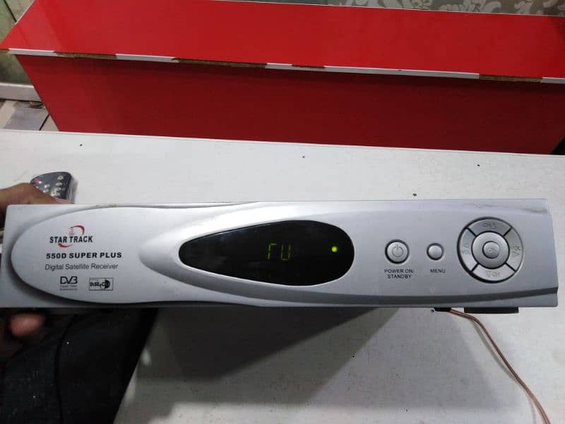 StarTrack 550d Super Plus fta receiver for dish setting old is gold 0