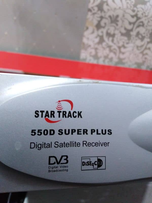 StarTrack 550d Super Plus fta receiver for dish setting old is gold 5