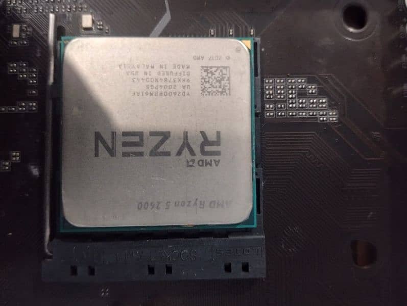 Ryzen 5 2600 only chip for sell 3