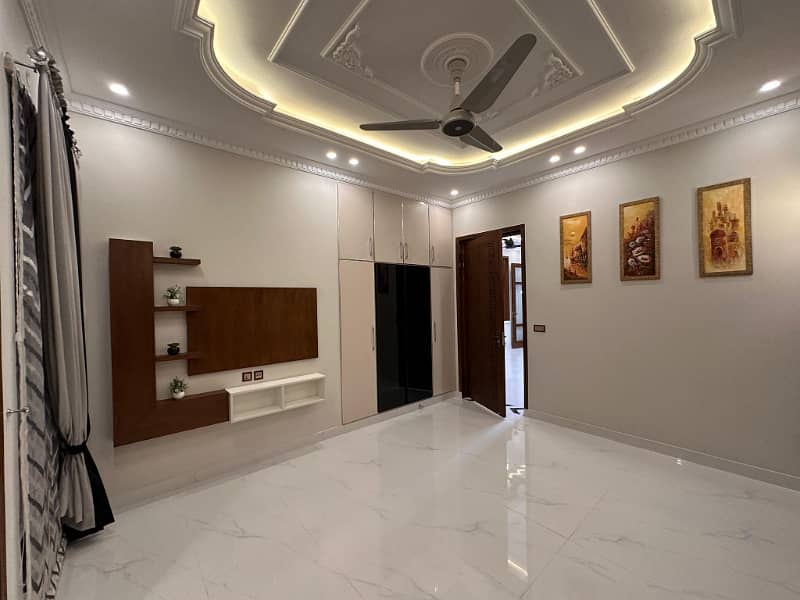 3 Years Installment Plan Luxury House For Sale Located In Park View City Lahore 1