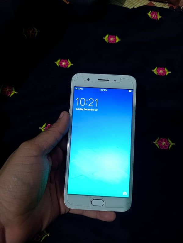 oppo F1S 4/64 1