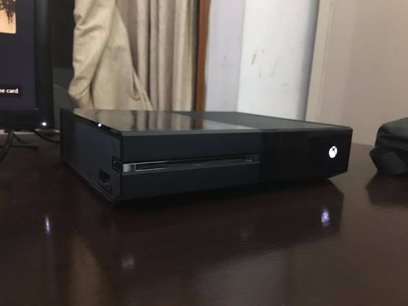 Xbox One 500gb With Series X Controller For Sale 0