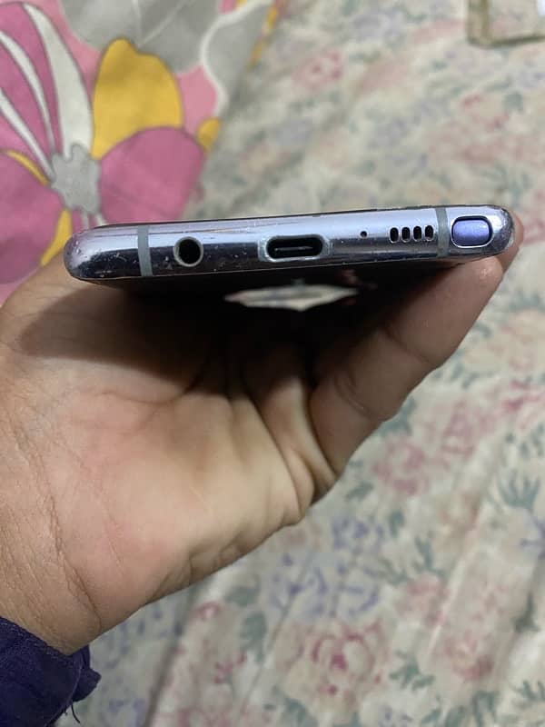 Samsung note 8 Pta approved for sale read full add 4