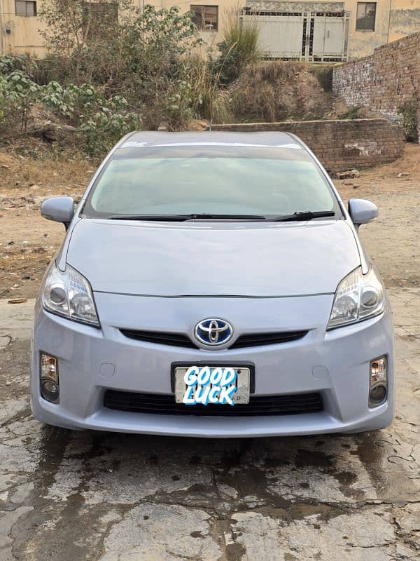 Toyota Prius 2011 1