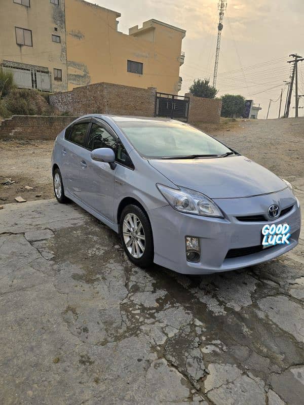 Toyota Prius 2011 4