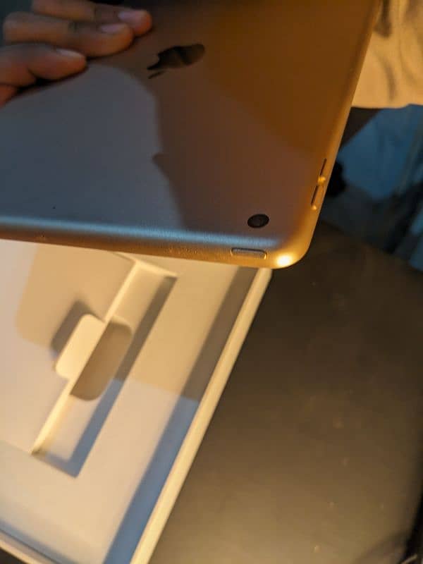 IPAD 8th generation 2