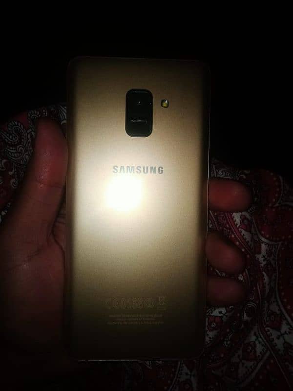 galaxy A8plus 6 64 0