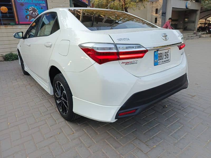 Toyota Corolla Altis 2023 11