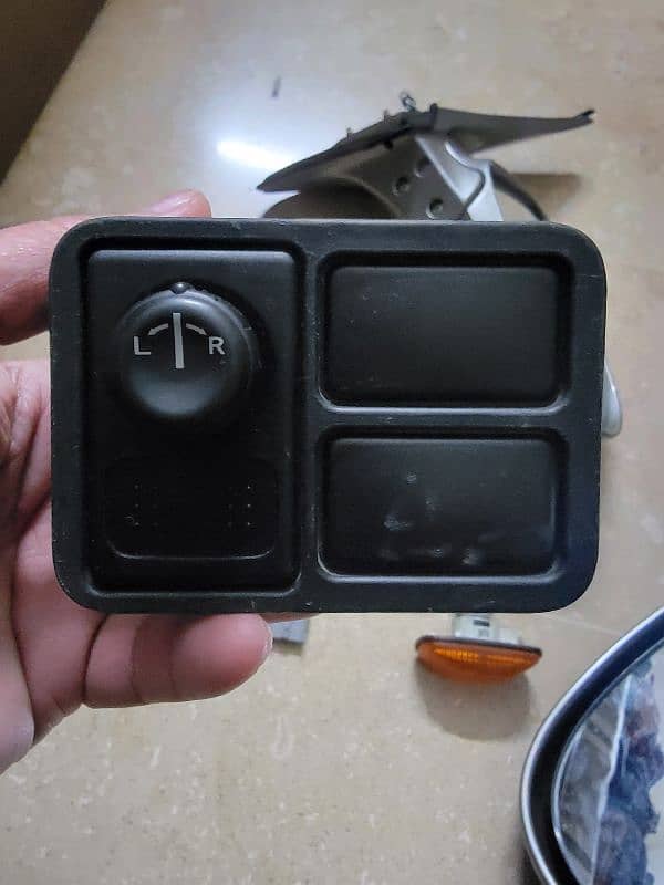 Nissan N16 genuine power mirrors and indicators for sale 11