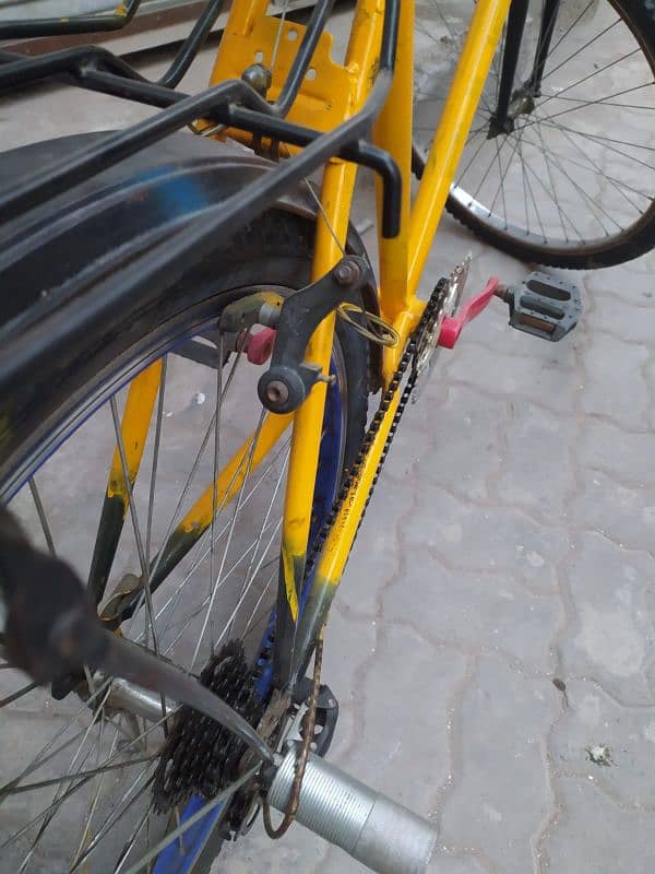 cycle second hand tayar ki hoii hai 3