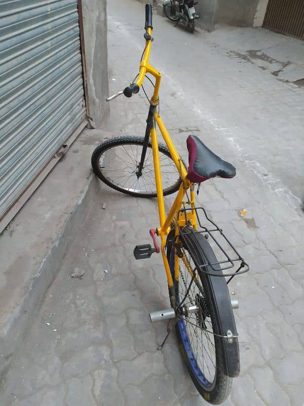 cycle second hand tayar ki hoii hai 2