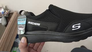 Skechers