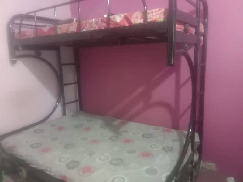 2 floor bed 2