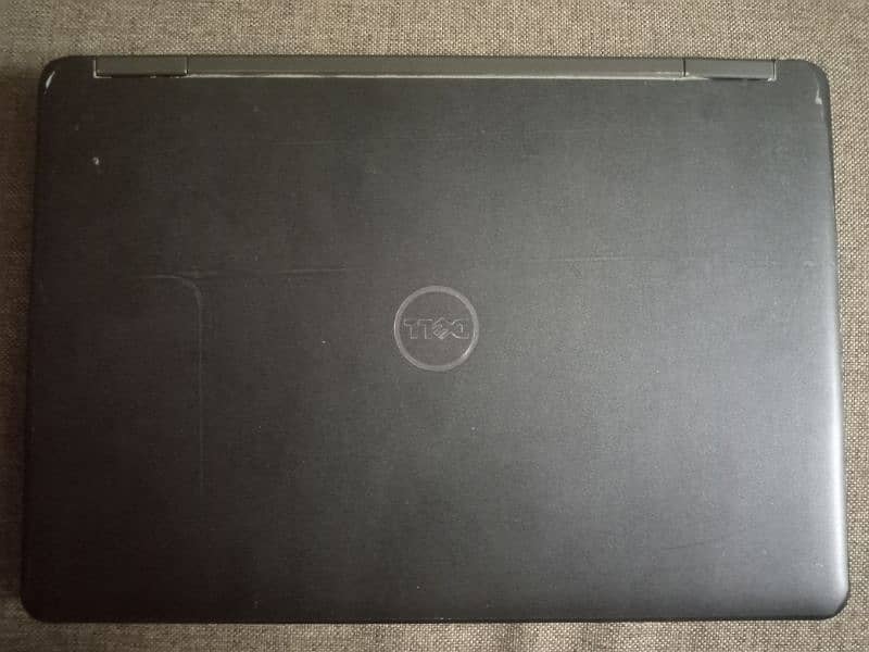 Dell Latitude E5440 0