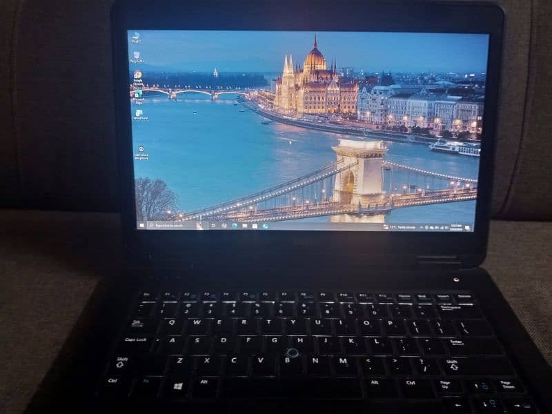 Dell Latitude E5440 3