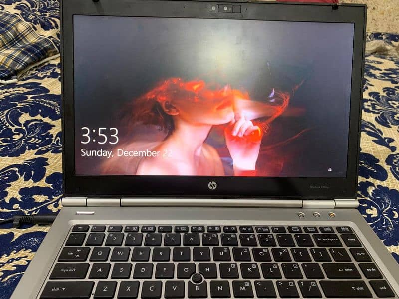 Selling laptop 2