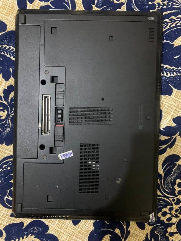 Selling laptop 5