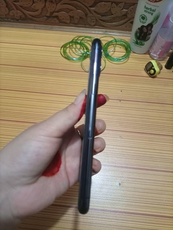 Iphone 11 pro, pta, 256 gb 2