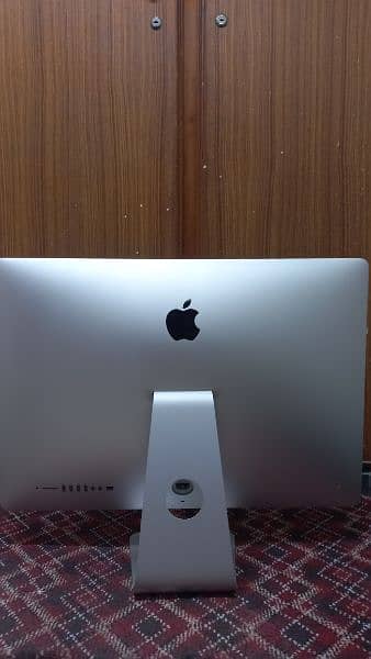 imac 5k Display   contact: 03319555650 1