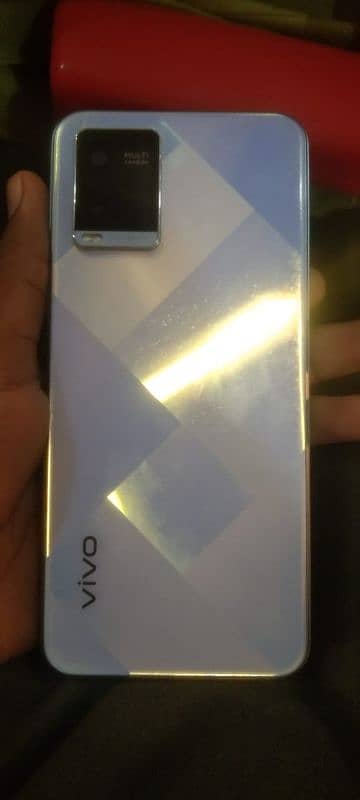 Vivo y21 4/64 Good condition 0