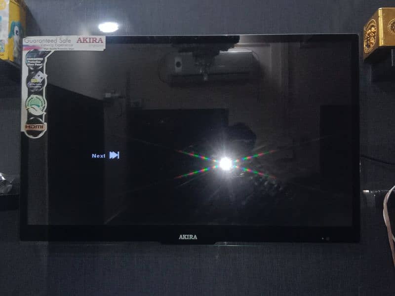 Akira 32 led 0