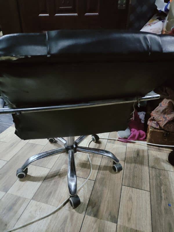 Chair 4