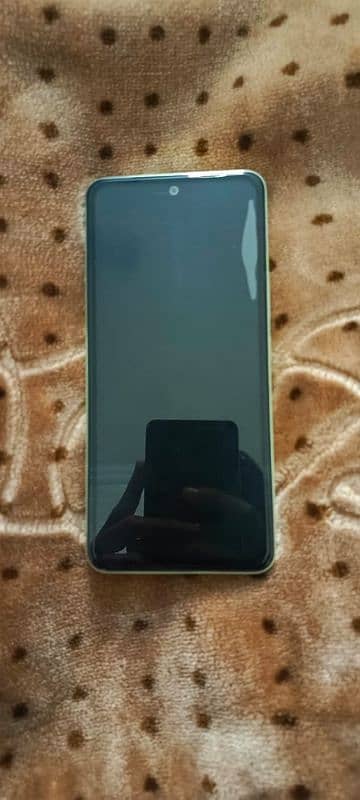 vivo y100 8+8 256gb For contact 03265844983 0