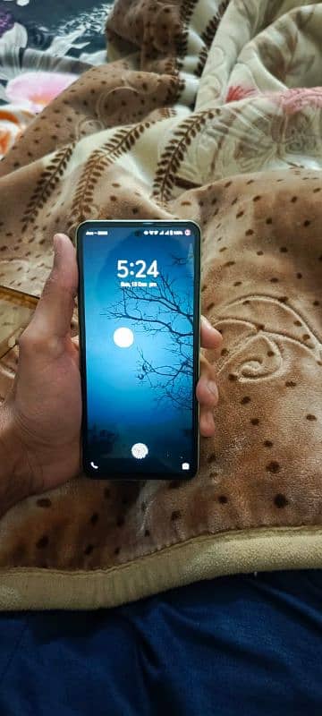 vivo y100 8+8 256gb For contact 03265844983 2