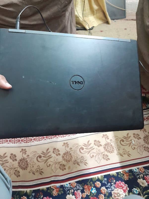 Laptop Core I5, 5th Generation 3