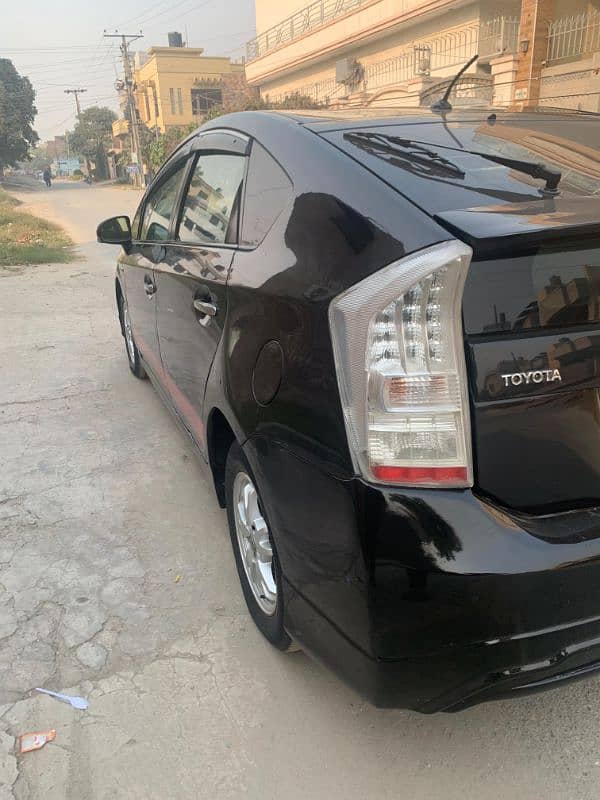 Toyota Prius 2010 4