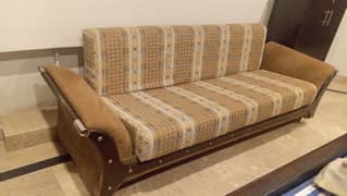 Three seater sofa cumbed with storage space, price is negotiable