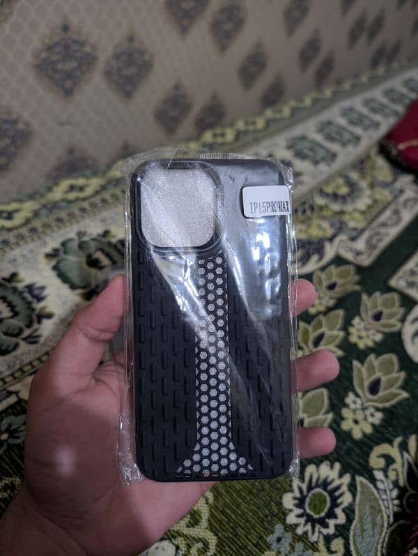 I phone 15 pro Max brand new case 3