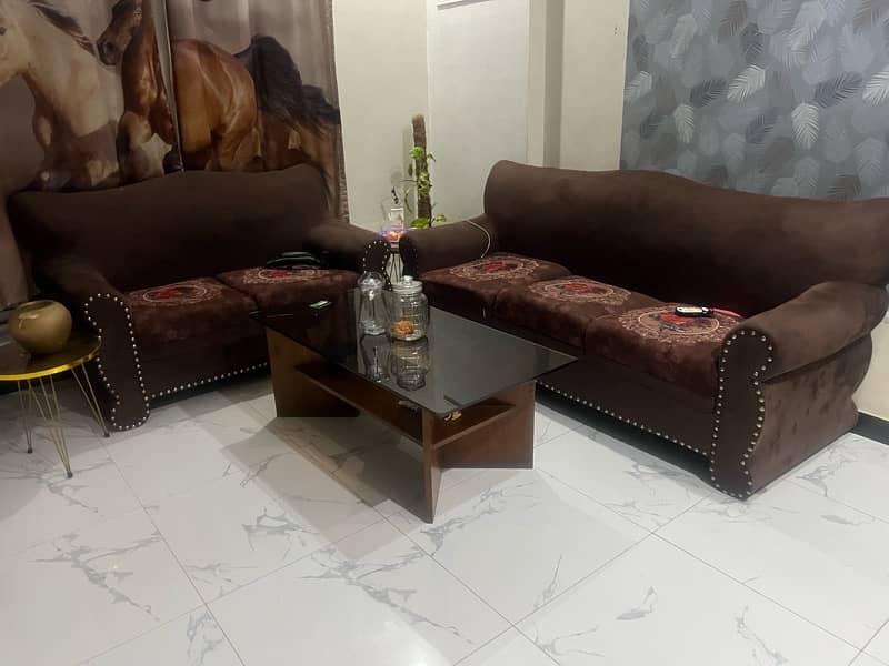 brown 5 seater sofa without table 0