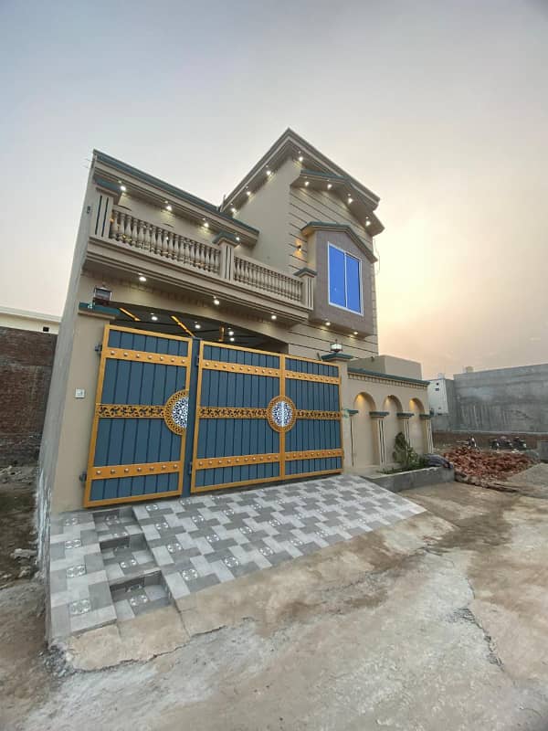 5 Marla double story house for sale bhadar pur near bosan road multan. 2