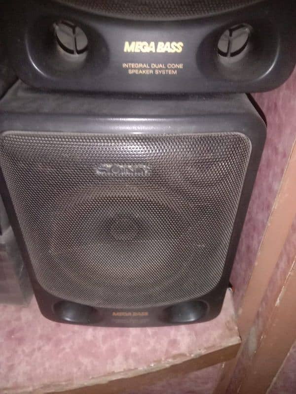 Sony speaker 0