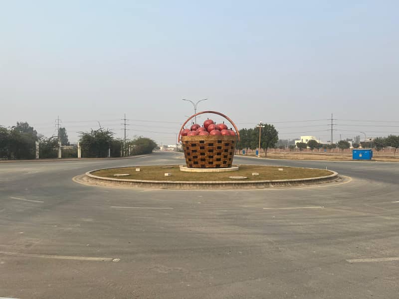 10 Marla Residential Plot For Sale In Phase 4 Bahria Orchard Lahore 0