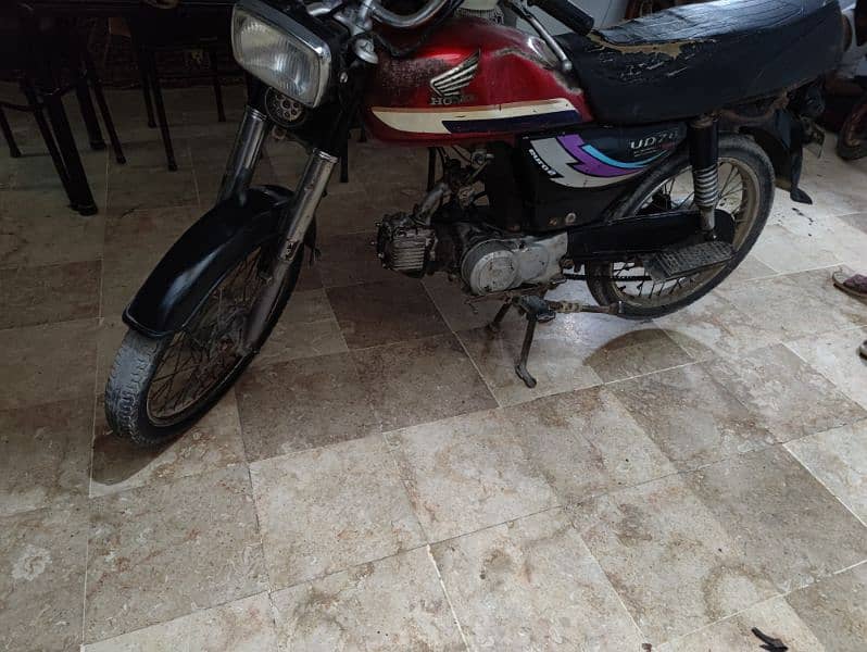 honda bike avrge me  a6i h 03182262559 1