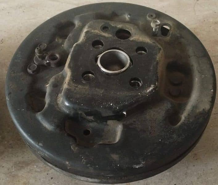 Suzuki Swift 2009-21 Complete Brake Drums, Knucles and Brake Pipe 9