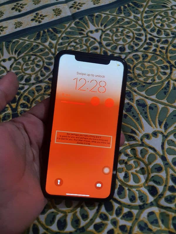 iphone XR 1