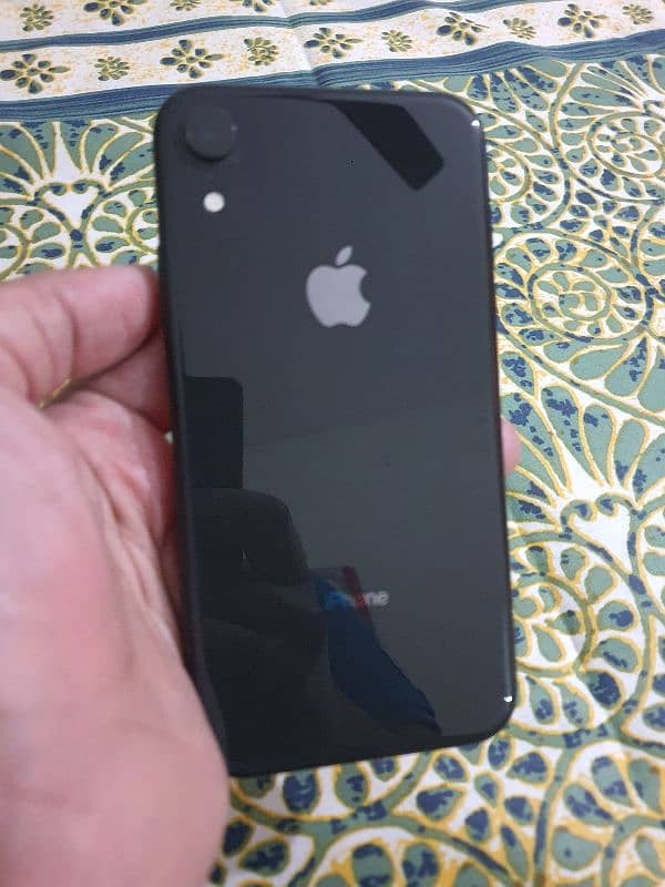 iphone XR 3