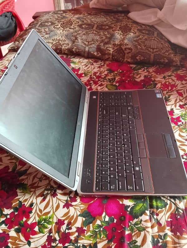 Dell laptop 1