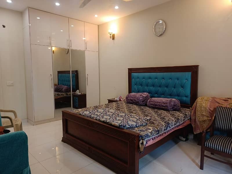 Luxurious beautiful 10 marla upper portion is available for rent 11