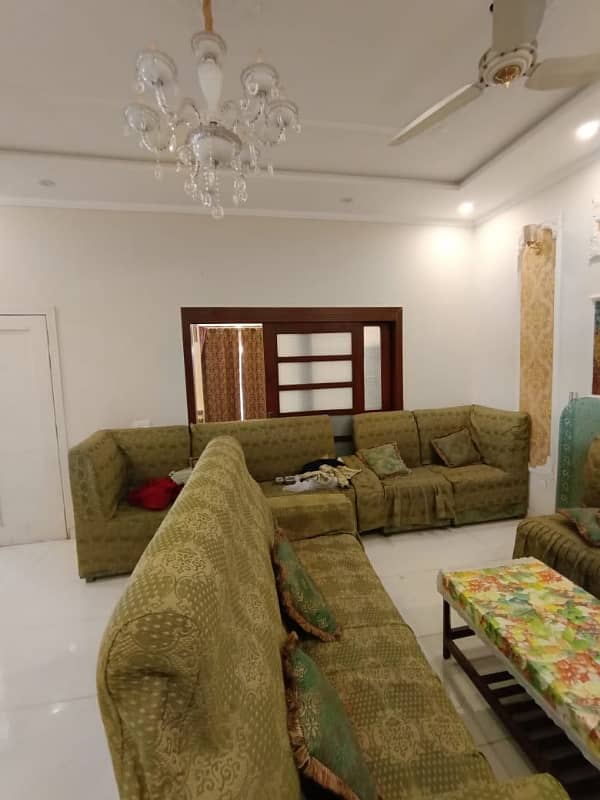 Luxurious beautiful 10 marla upper portion is available for rent 13